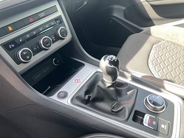 Seat - Ateca FR 1.5 TSI FR ACC+LED+NAVI+SHZG+PDC+LM17"_6