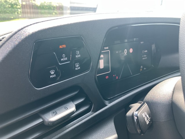 VW - Caddy Cargo 2.0 TDI AHK+KLIMA+PDC+GRA+DAB_7