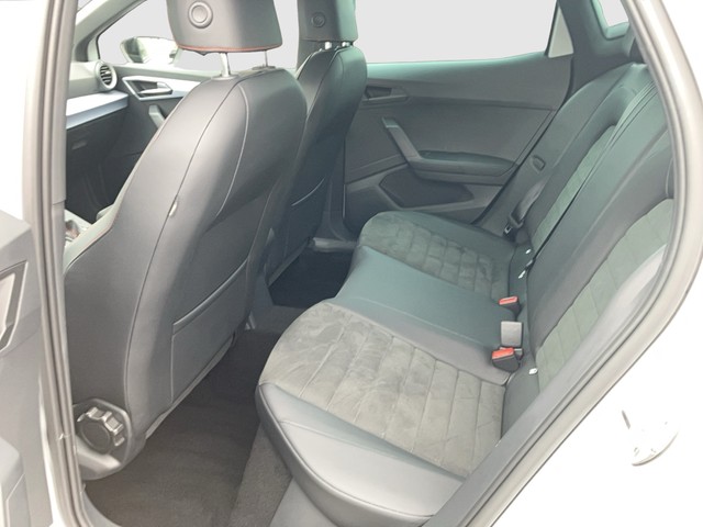 VW - Golf VIII 2.0 TDI DSG GTD LED LM17 MFL PDC TEL_3