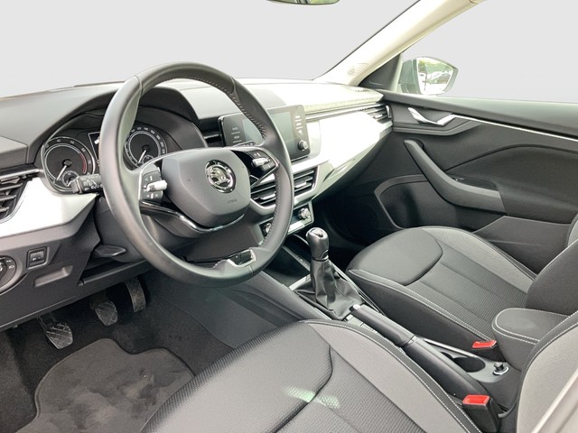 Skoda - Kamiq 1.0 TSI Selection RFK+PDC+KLIMA+SHZ+LED+BT_11 Skoda - Kamiq 1.0 TSI Selection RFK+PDC+KLIMA+SHZ+LED+BT_11