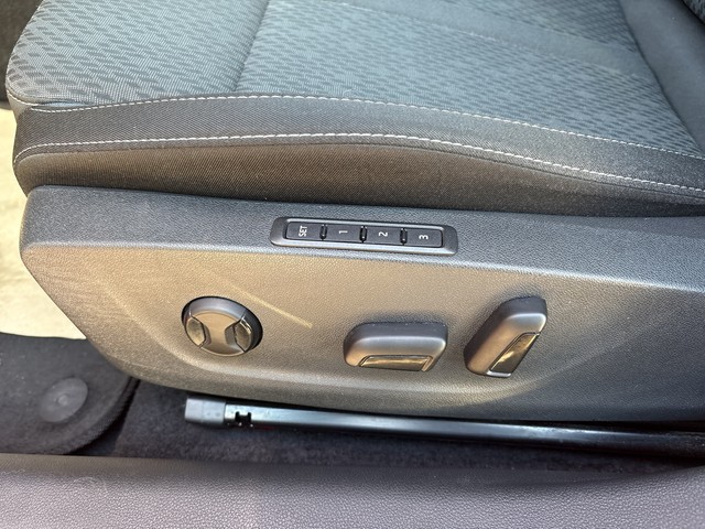 Audi - Q4 e-tron 45 quattro S-line ACC CAM LED NAVI_5