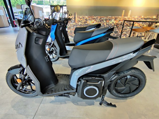 VW - Polo 1.0 TSI DSG R-Line Matrix+Navi+Kamera_3