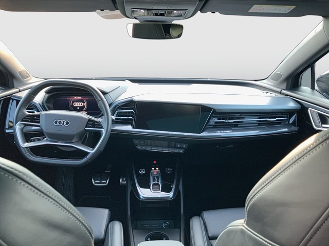 Audi - Q4 e-tron 50 quattro S-line AHK CAM LED NAVI PANO_2