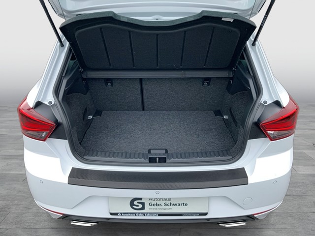 VW - Golf VIII 2.0 TDI DSG GTD LED LM17 MFL PDC TEL_4