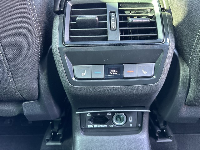 Skoda - Karoq 2.0 TSI 4x4 DSG Sportline AHK CAM LED PANO_9 Skoda - Karoq 2.0 TSI 4x4 DSG Sportline AHK CAM LED PANO_9