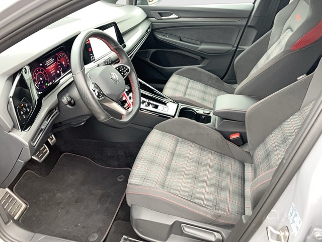 VW - Golf VIII 2.0 TSI DSG GTI ACC CAM HUD LED NAVI_14