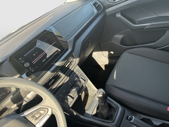 VW - T-Cross 1.0 TSI Basis Sitzheizung Parkhilfe_15