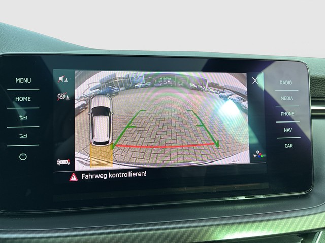 Skoda - Kamiq 1.0 TSI Monte Carlo NAVIGATION+LED+KAMERA_5