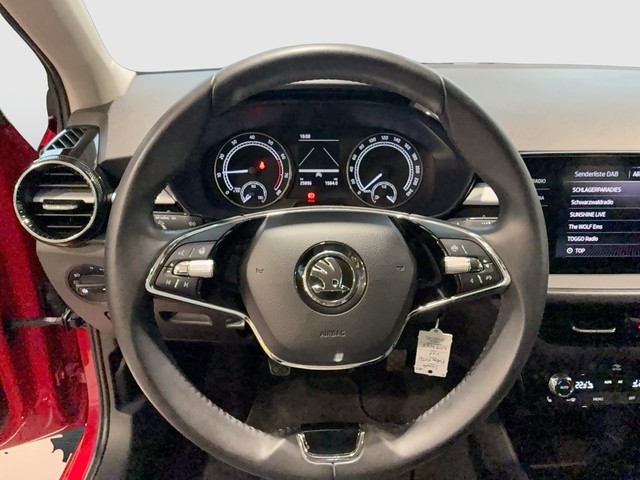 Skoda - Scala 1,0 TSI Essence AHK_16