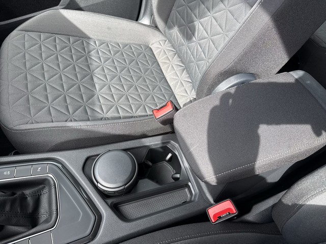 VW - Tiguan 2.0 TDI DSG Life AHK+ACC+LED+NAVI+LM17"_9