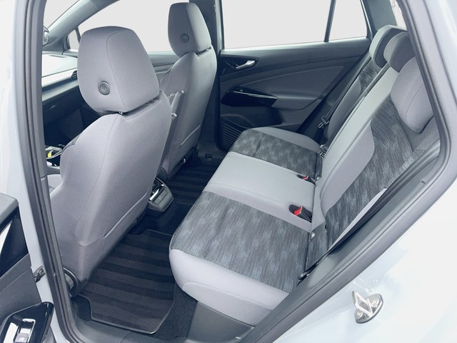 VW - ID.4 Pure Performance LED PDC vo+hi App-Conn._3