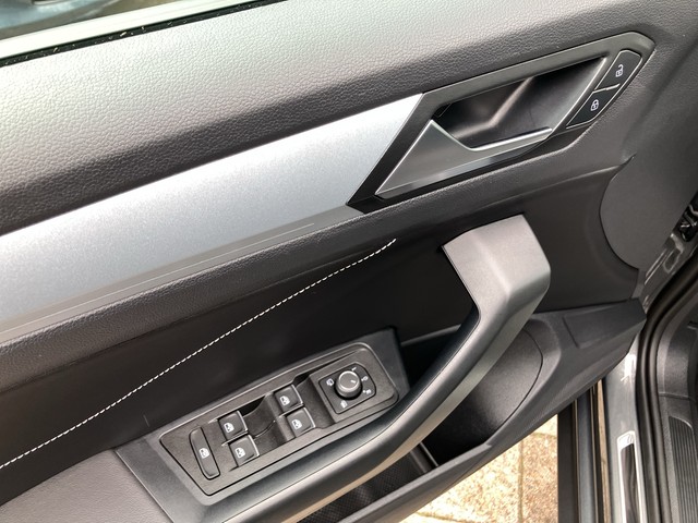 VW - T-Roc 1.5 TSI DSG Goal ACC+LED+NAVI+SHZG+LM17"_5 VW - T-Roc 1.5 TSI DSG Goal ACC+LED+NAVI+SHZG+LM17"_5