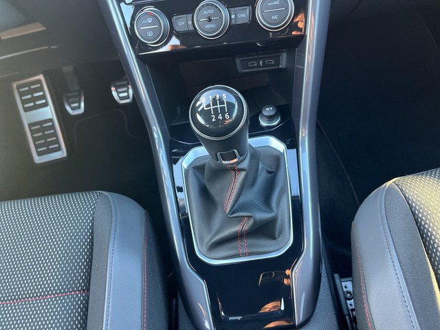 VW - T-Roc 1.5 TSI Sport LM17 MFL NAVI PDC SHZG TEL_6