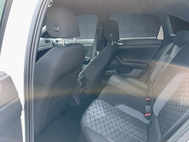 VW - Taigo 1.0 TSI DSG R-Line AHK Navi Matrix ACC_3 VW - Taigo 1.0 TSI DSG R-Line AHK Navi Matrix ACC_3