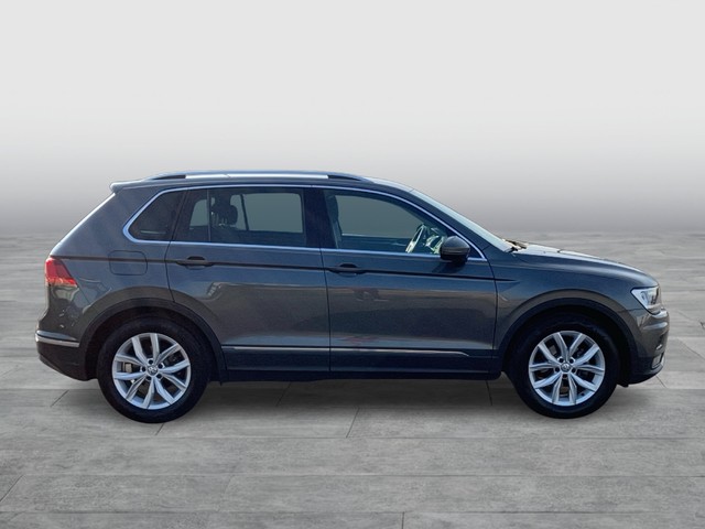 VW - T-Roc 1.5 TSI DSG R-Line ACC AHK CAM LED NAVI_8