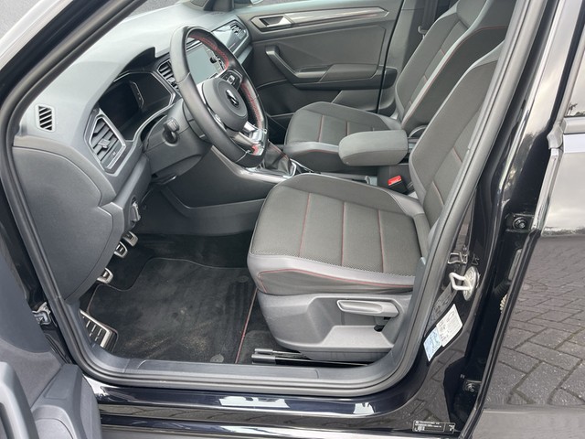 VW - T-Roc 1.5 TSI Sport LM17 MFL NAVI PDC SHZG TEL_15 VW - T-Roc 1.5 TSI Sport LM17 MFL NAVI PDC SHZG TEL_15