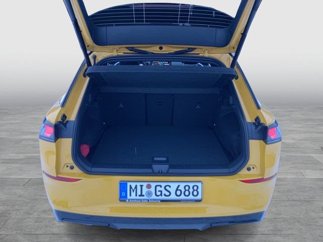 VW - T-Roc 1.5 eTSI DSG R-Line ACC CAM LED NAVI SHZG_4