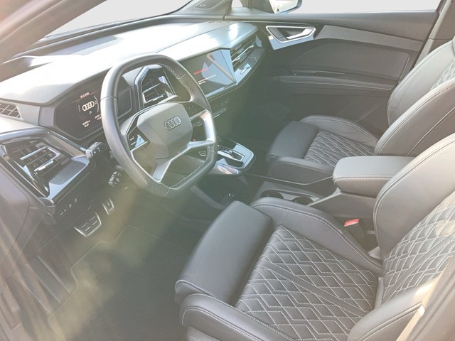Audi - Q4 e-tron 50 quattro S-line AHK CAM LED NAVI PANO_12