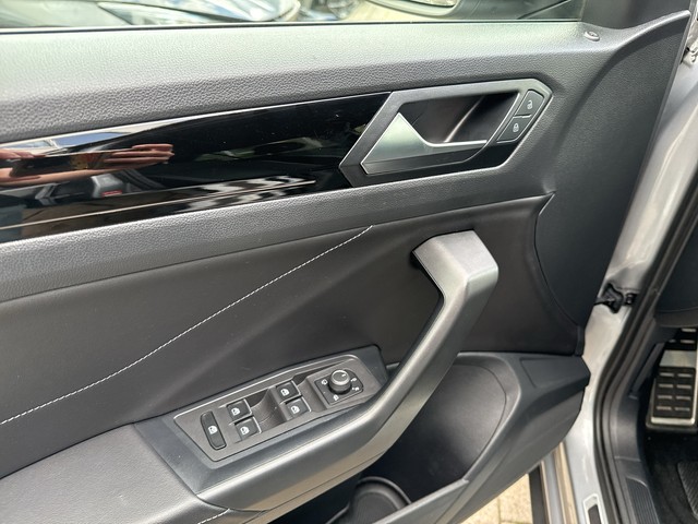 VW - T-Roc 2.0 TDI DSG R-Line AHK+ACC+LED+NAVI+SHZG_5 VW - T-Roc 2.0 TDI DSG R-Line AHK+ACC+LED+NAVI+SHZG_5