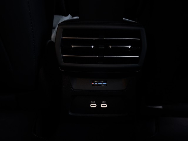 VW - Tiguan 2.0 TDI DSG Elegance Navi+Panorama+Kamera_7