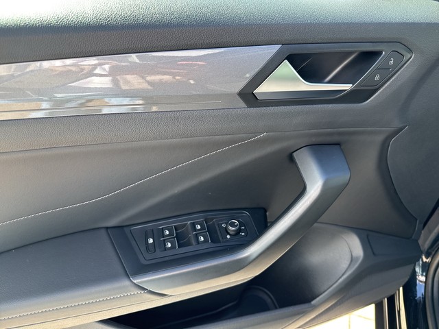 VW - T-Roc 1.5 TSI DSG Style ACC+LED+SHZG+DAB+LM17"_6