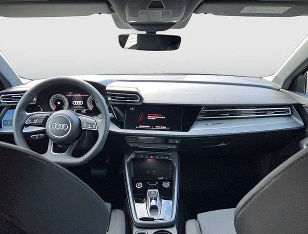 Skoda - Kamiq 1.5 TSI DSG Monte Carlo Pano+V-Cockpit+LED_2