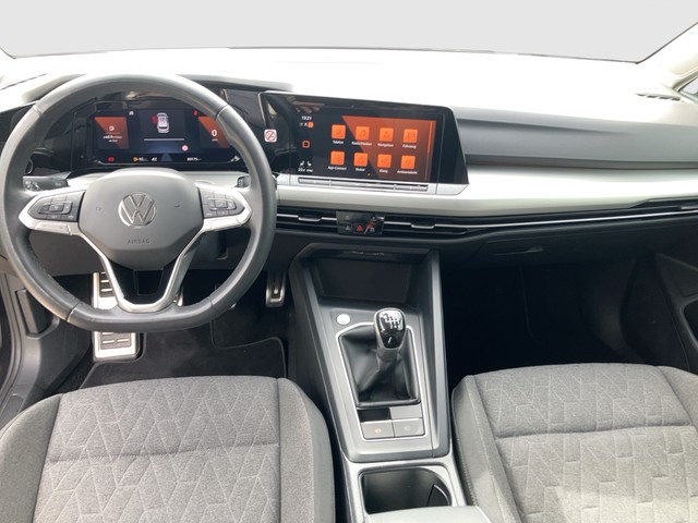 VW - Golf VIII Variant 1.5 TSI Move ACC+LED+NAVI+SHZG_2