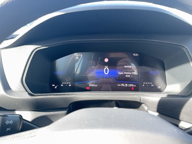 VW - T-Cross 1.0 TSI Basis Sitzheizung Parkhilfe_2