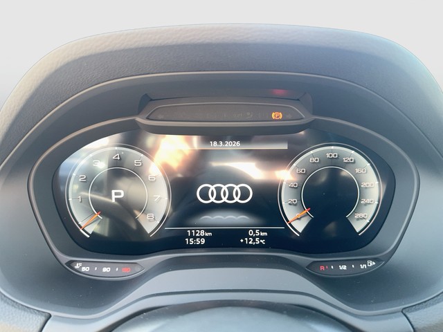 Audi - Q2 35 TFSI S tronic S line Matrix RFK_22