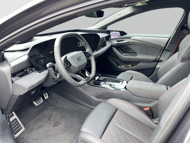 Audi - A6 e-tron Avant quattro edition one grey S-line_23