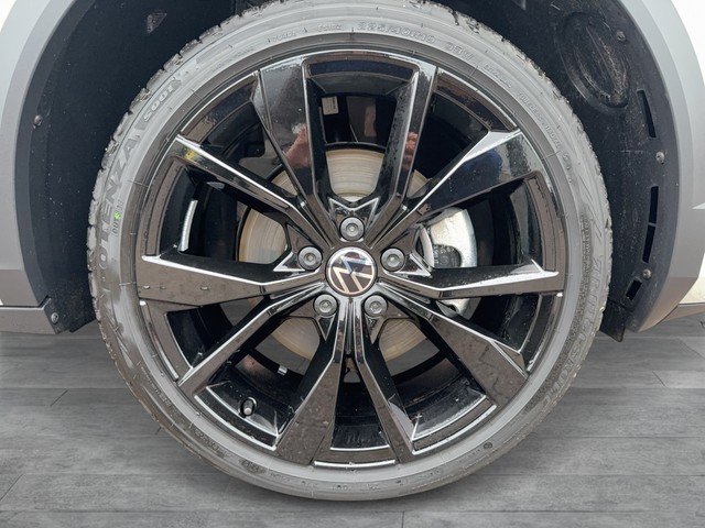 VW - T-Roc 2.0 TSI R-Line 4Motion Black Pano RFK AHK_11