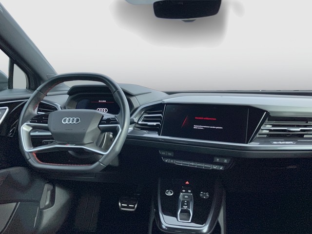 Audi - Q3 Sportback 40 TFSI quattro S-tronic S-line AHK_2