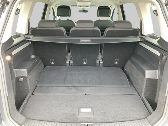 VW - Touran 1.5 TSI DSG Move LED+ACC+AHK+RFK+7SITZER_4 VW - Touran 1.5 TSI DSG Move LED+ACC+AHK+RFK+7SITZER_4