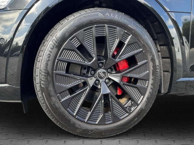 Audi - Q8 e-tron 50 quattro S-line ACC CAM LED LUFT NAVI_13