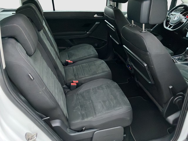 VW - Touran 2.0 TDI DSG Comfortline AHK CAM NAVI STHZG_5 VW - Touran 2.0 TDI DSG Comfortline AHK CAM NAVI STHZG_5