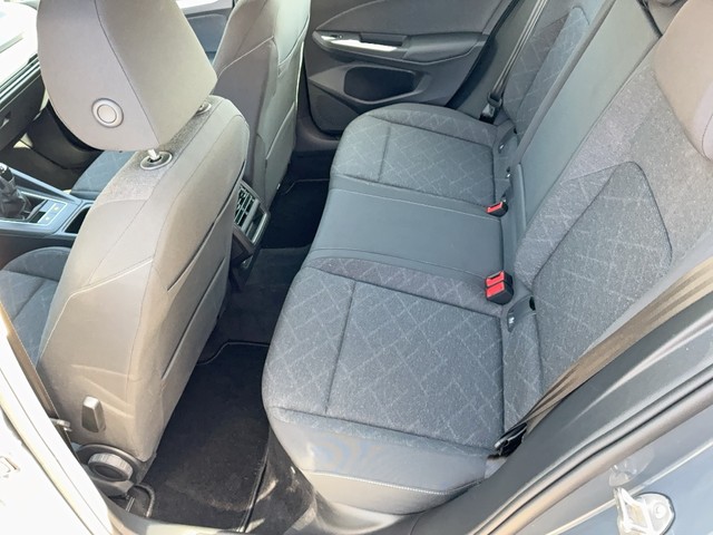 VW - Golf VIII 2.0 TDI Life ACC+NAVI+AHK+KAMERA+LED_3 VW - Golf VIII 2.0 TDI Life ACC+NAVI+AHK+KAMERA+LED_3