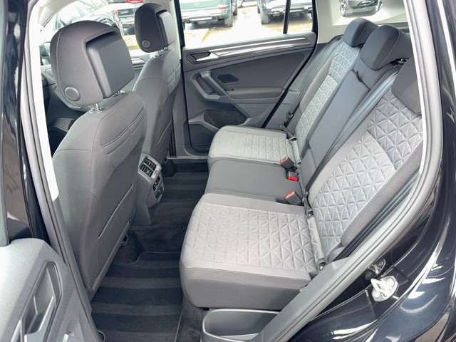 VW - Tiguan 2.0 TDI DSG Life AHK+ACC+LED+NAVI+LM17"_3