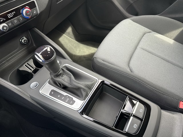 Audi - Q2 35 TFSI S tronic S line Matrix RFK_6