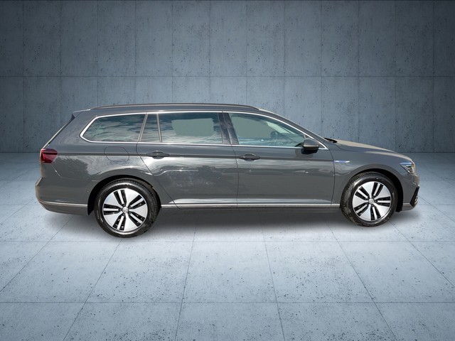 VW - Passat Var. GTE 1,4 l TSI DCC Nappa AHK Matrix_10