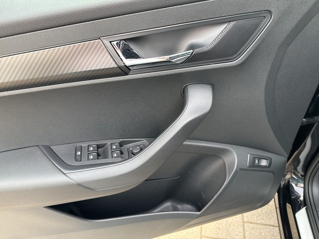 Skoda - Karoq 2.0 TDI DSG 4x4 Sportline AHK+ACC+PANO+PDC_6