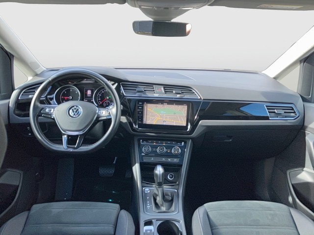 VW - Touran 2.0 TDI DSG Comfortline AHK LED NAVI PANO STHZG_2 VW - Touran 2.0 TDI DSG Comfortline AHK LED NAVI PANO STHZG_2