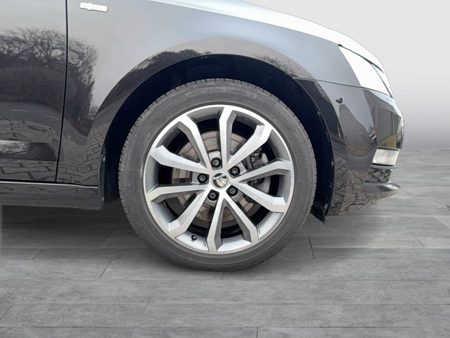 Audi - e-tron Sportback 55 quattro S-line AHK LED PANO_10