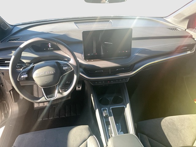 Skoda - Enyaq 85 Sportline AHK+NAVI+RFK+SHZG+PANO_15