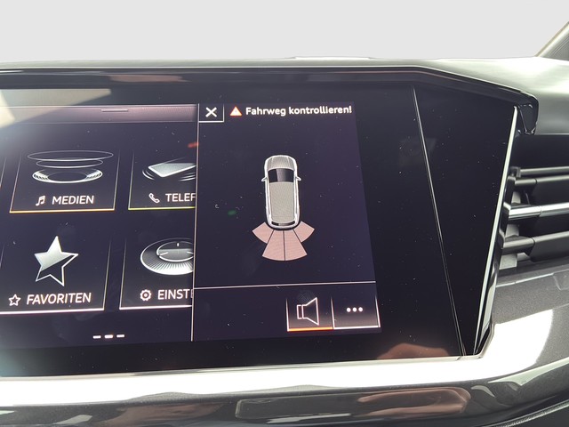 Audi - Q4 35 e-tron S-line Virtual+Matrix+Navi+Sitzhzg._9