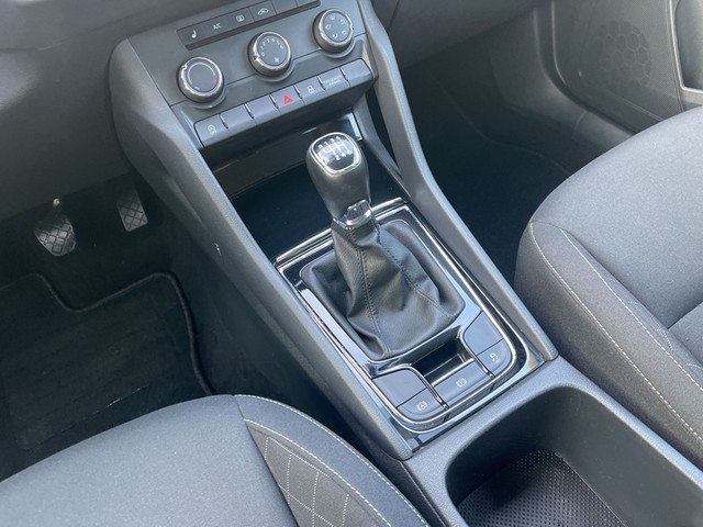 Skoda - Karoq 1.0 TSI Ambition LM17 NAVI PDC SHZG TEMP_6