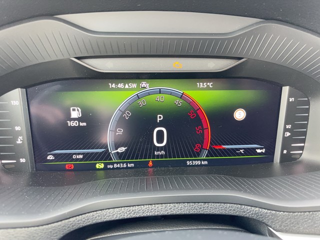 Skoda - Karoq 2.0 TDI DSG Tour ACC CAM LED NAVI PANO_19 Skoda - Karoq 2.0 TDI DSG Tour ACC CAM LED NAVI PANO_19