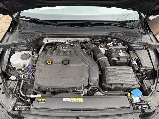 VW - Golf VIII Variant 1.5 eTSI DSG Move ACC+LED+NAVI_13