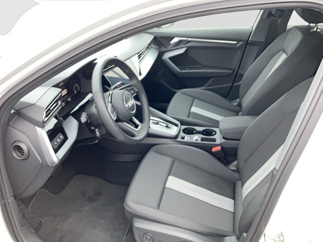 VW - Golf VIII Variant 2.0 TDI DSG Life ACC AHK LED_12