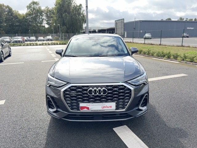 Audi - Q3 Sportback 40 TFSI S-tronic quattro S-Line_10
