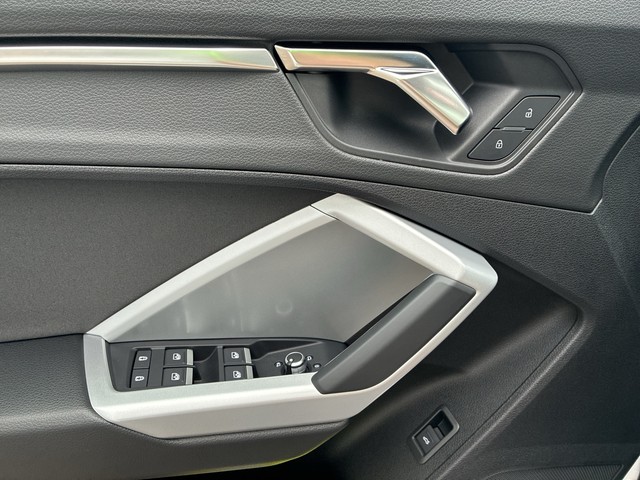 Audi - Q3 35 TFSI S-tronic S line AHK+ACC+LED+NAVI+SHZG_7